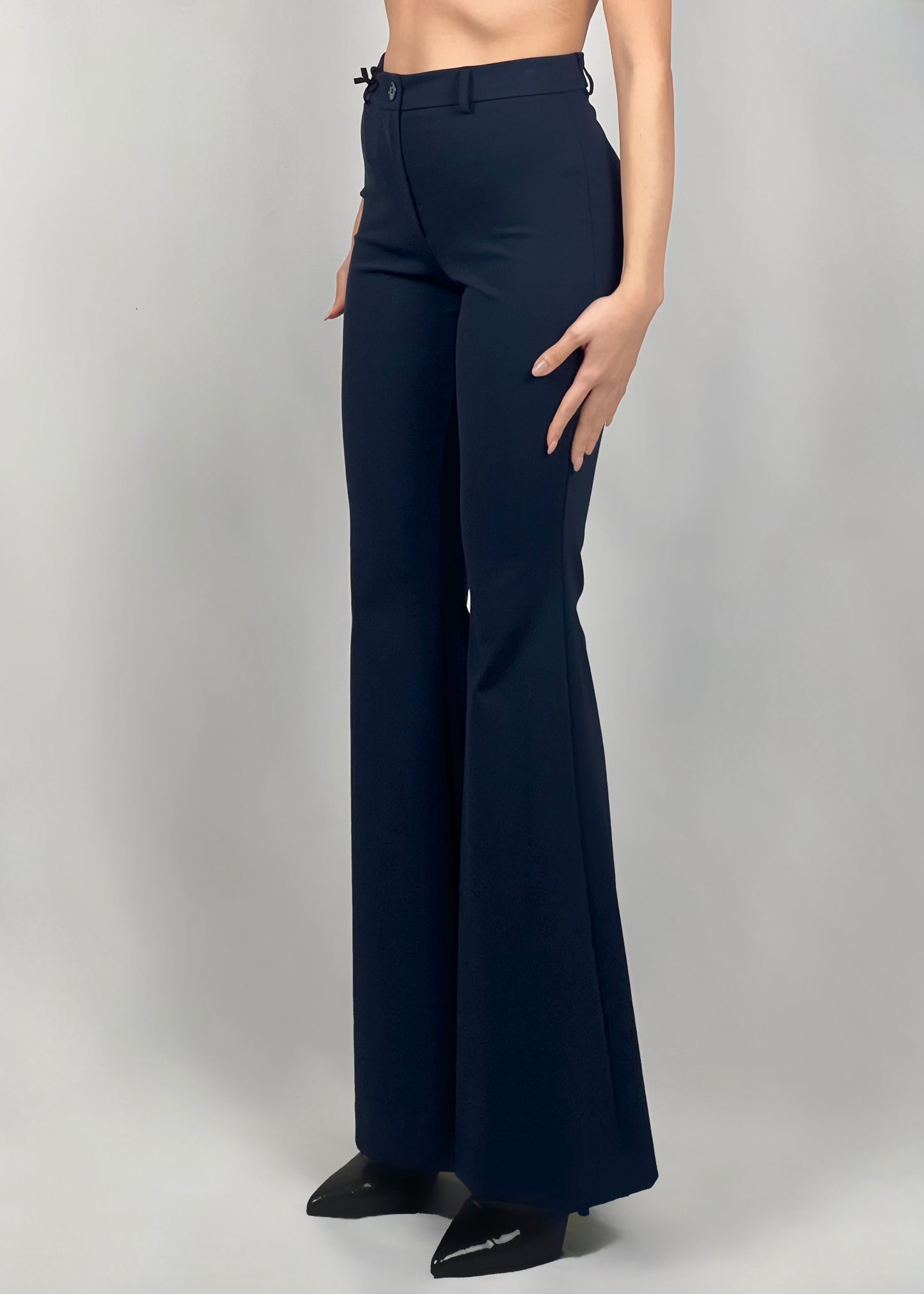 Pantaloni a zampa blu