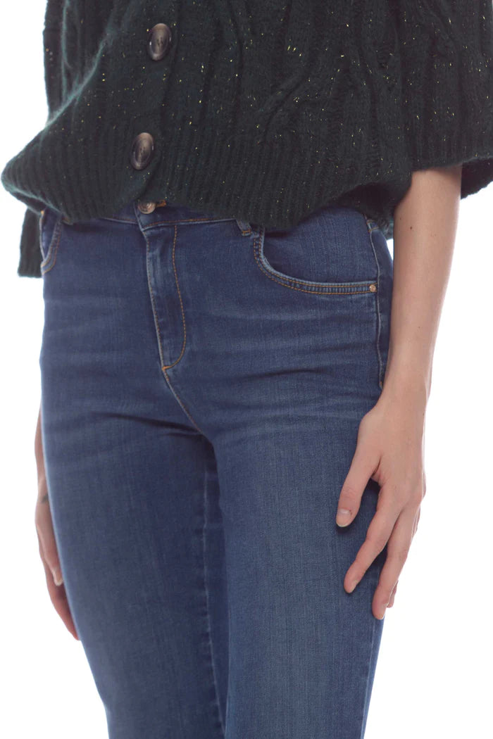 Jeans straight con taglio bootcut