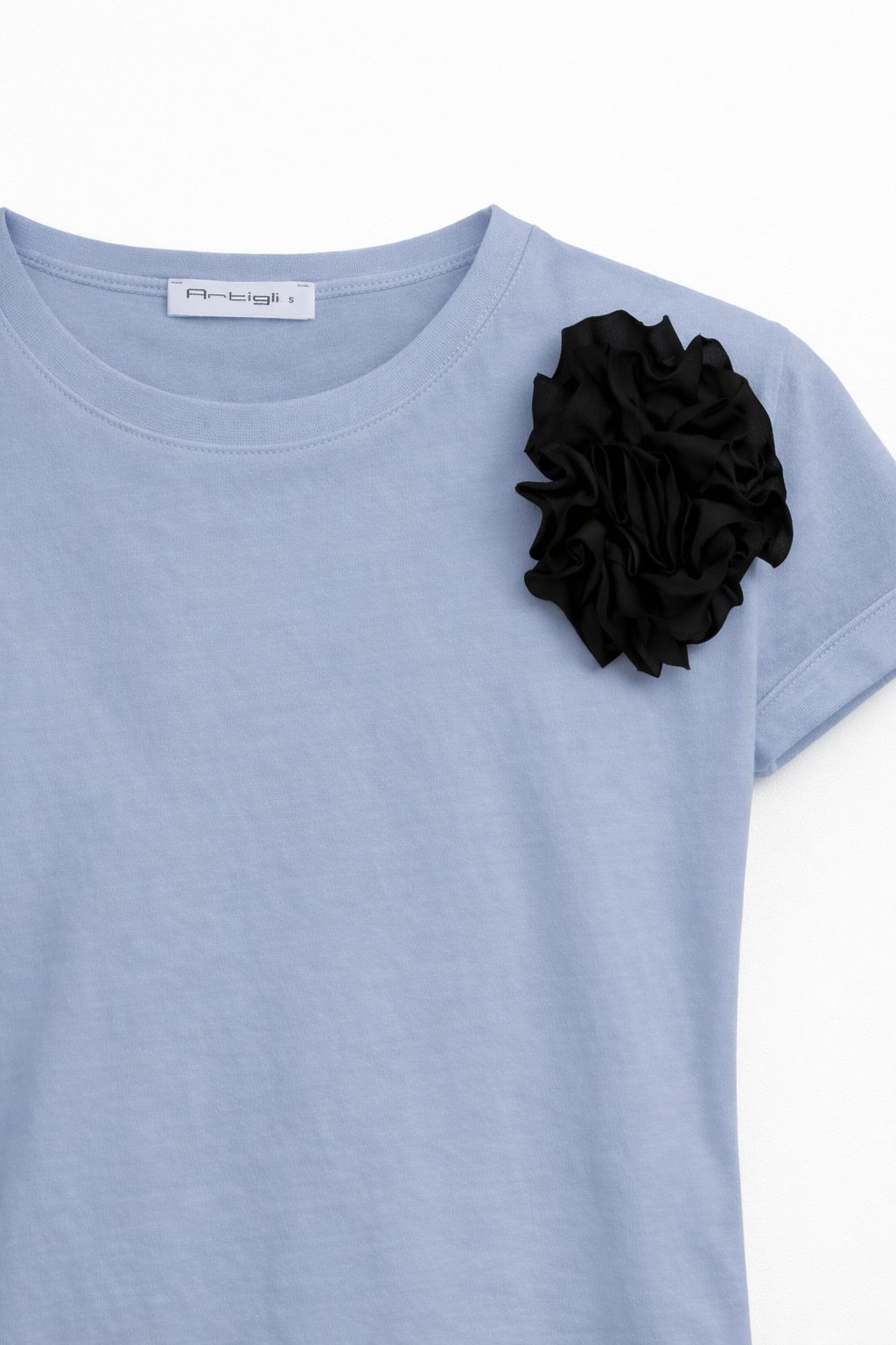 Tshirt con fiore