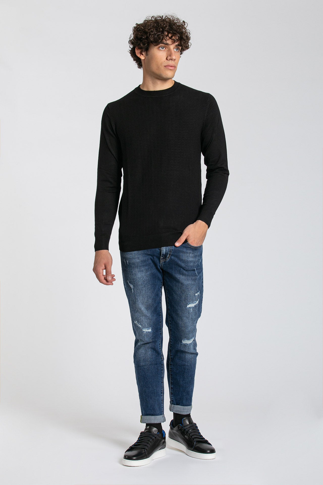 Maglia girocollo nero