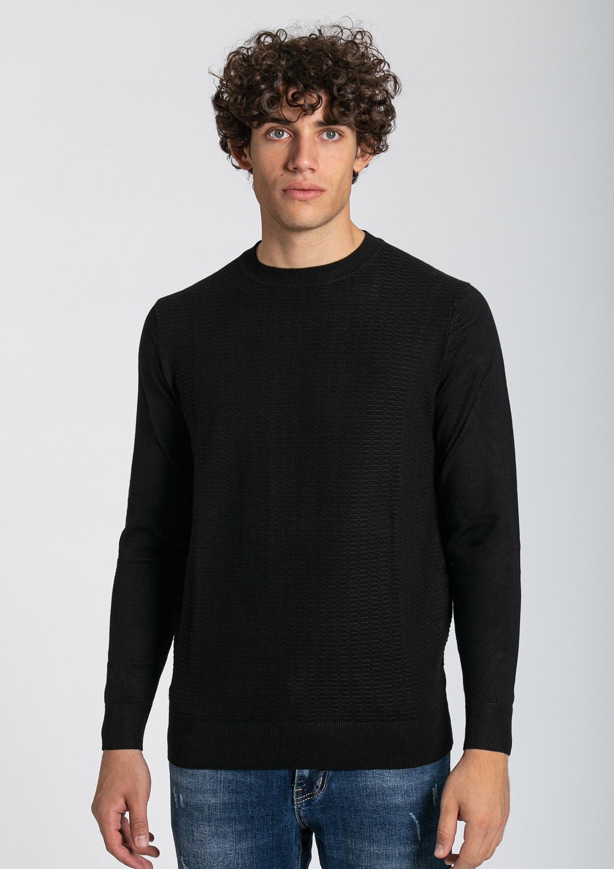 Maglia girocollo nero