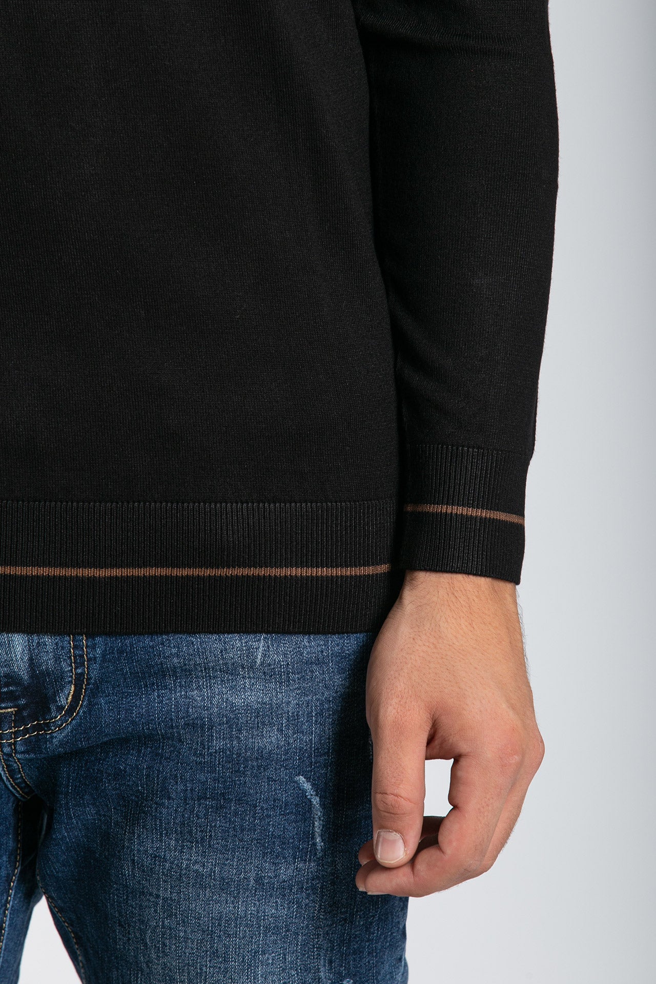 Maglia girocollo nero