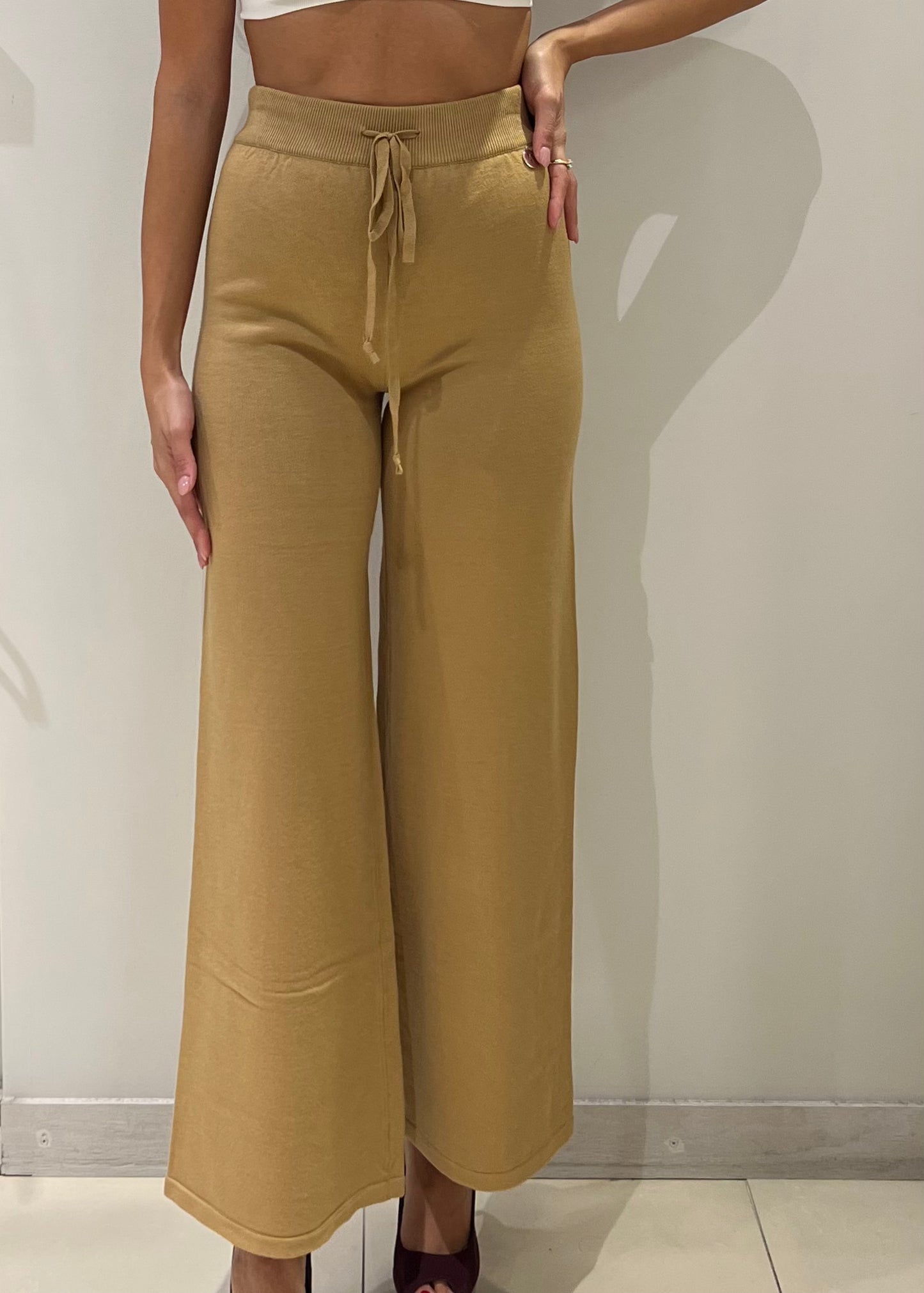 Pantalone largo