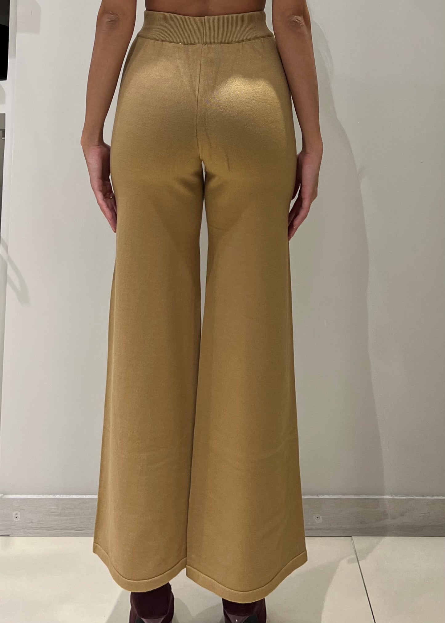 Pantalone largo
