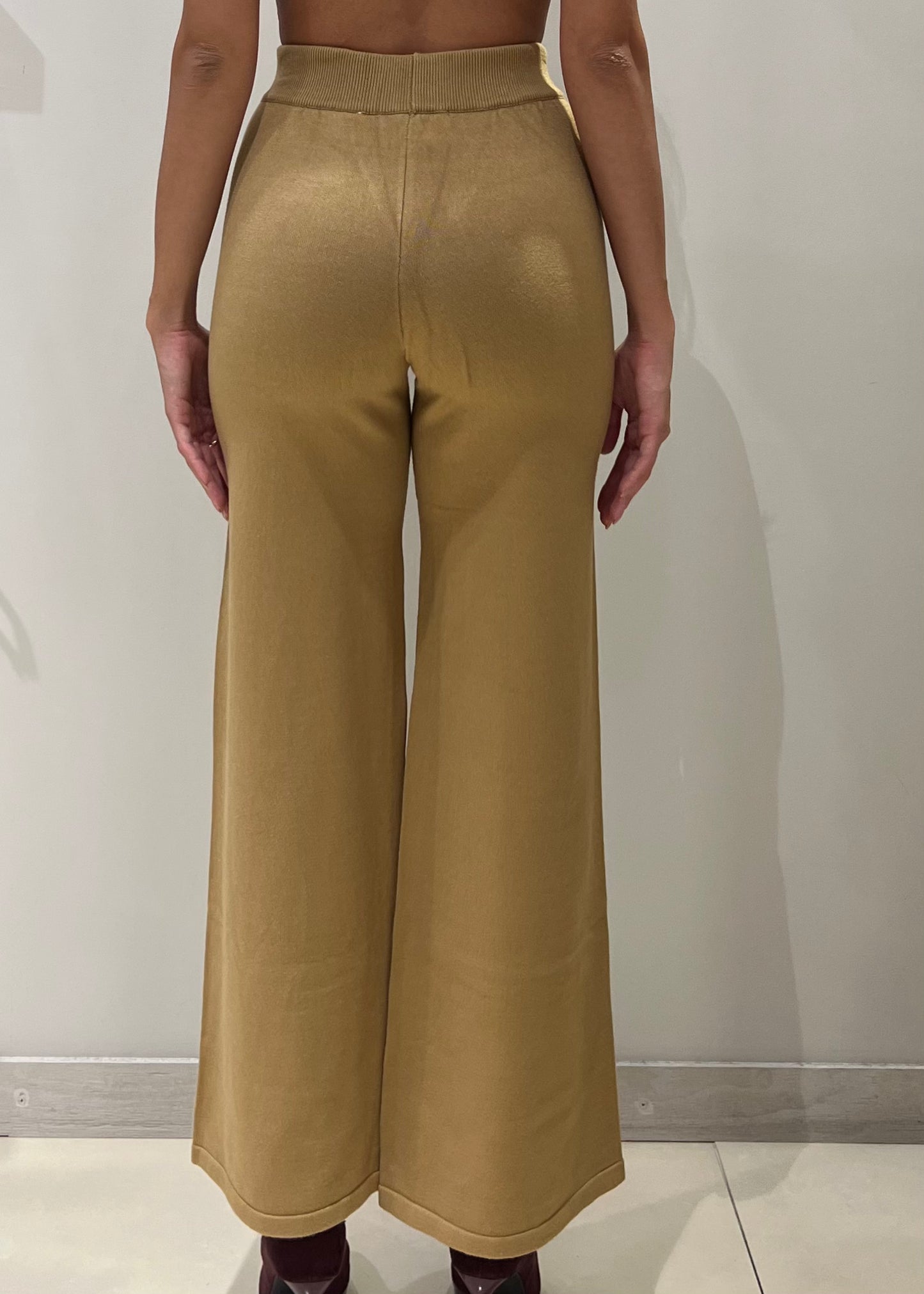 Pantalone largo