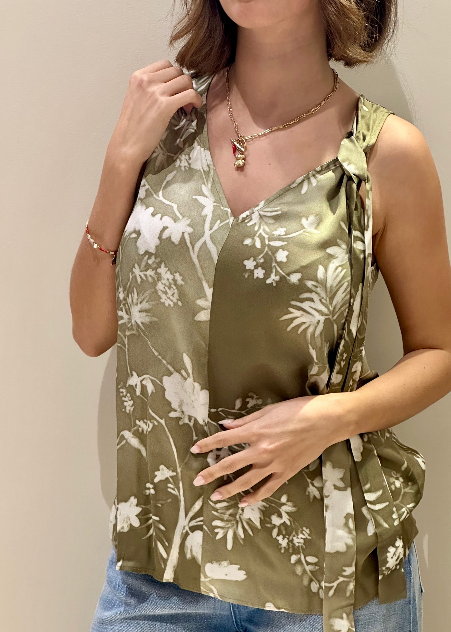 Top Emme Marella hateley fiore
