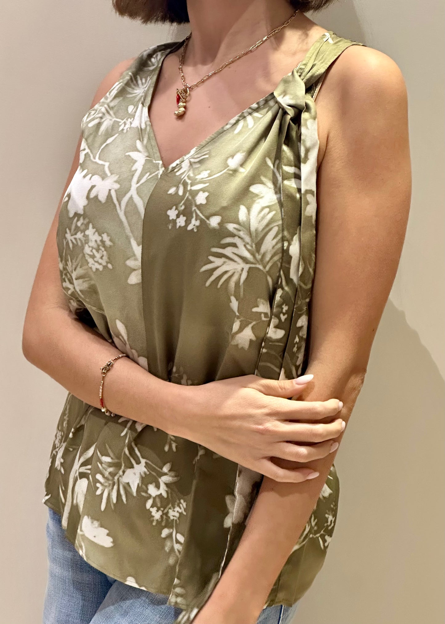 Top Emme Marella hateley fiore