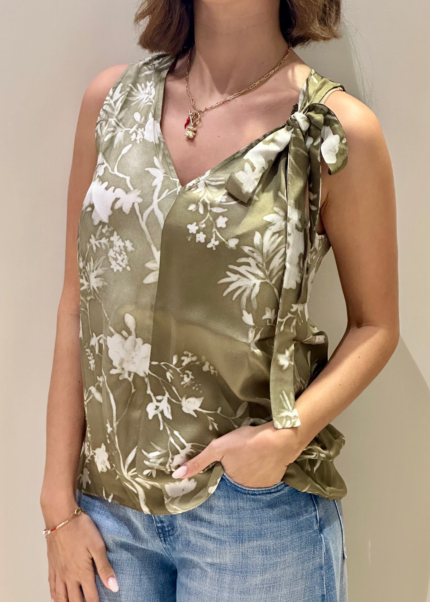 Top Emme Marella hateley fiore