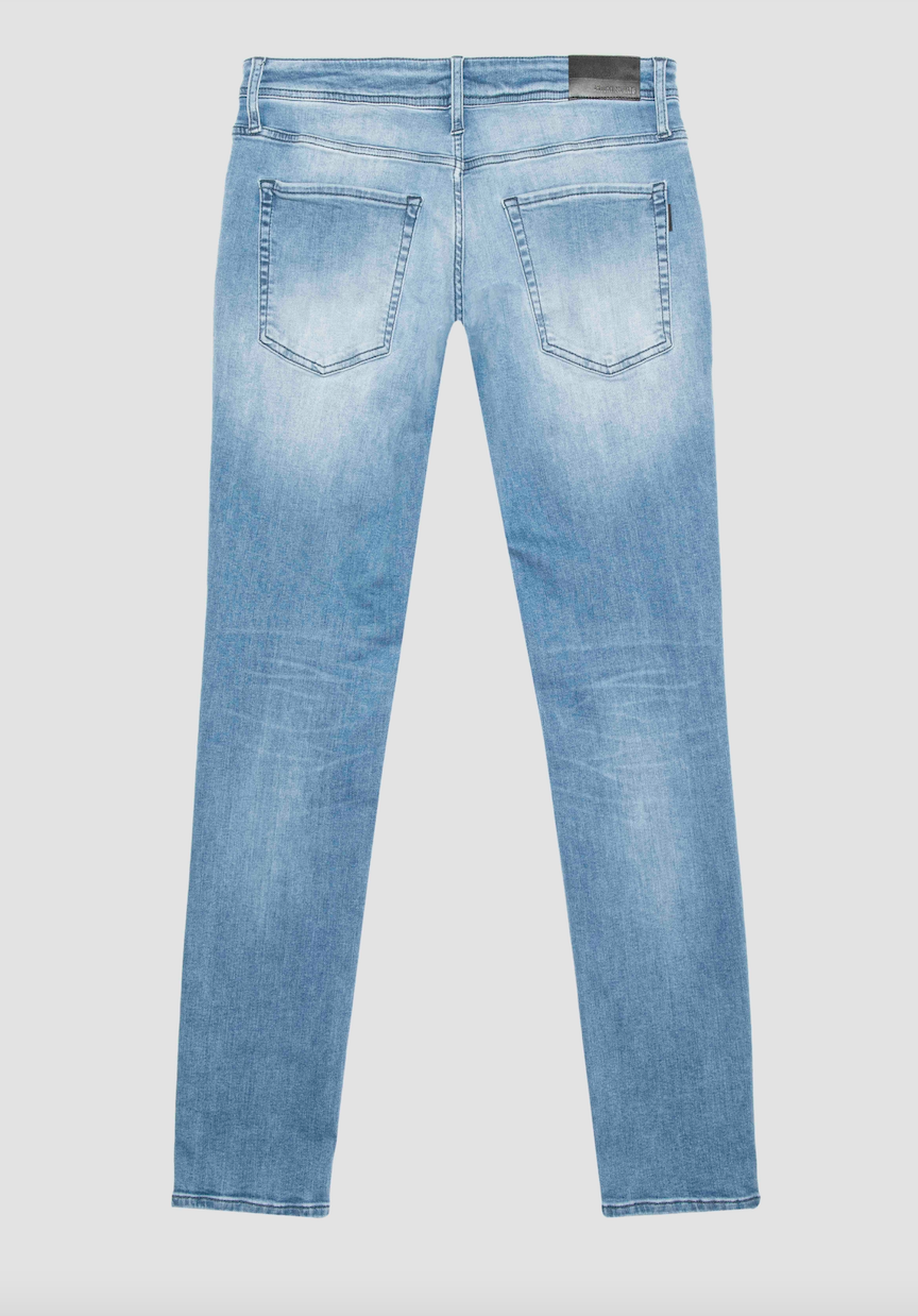 Jeans ozzy tapered fit in mid