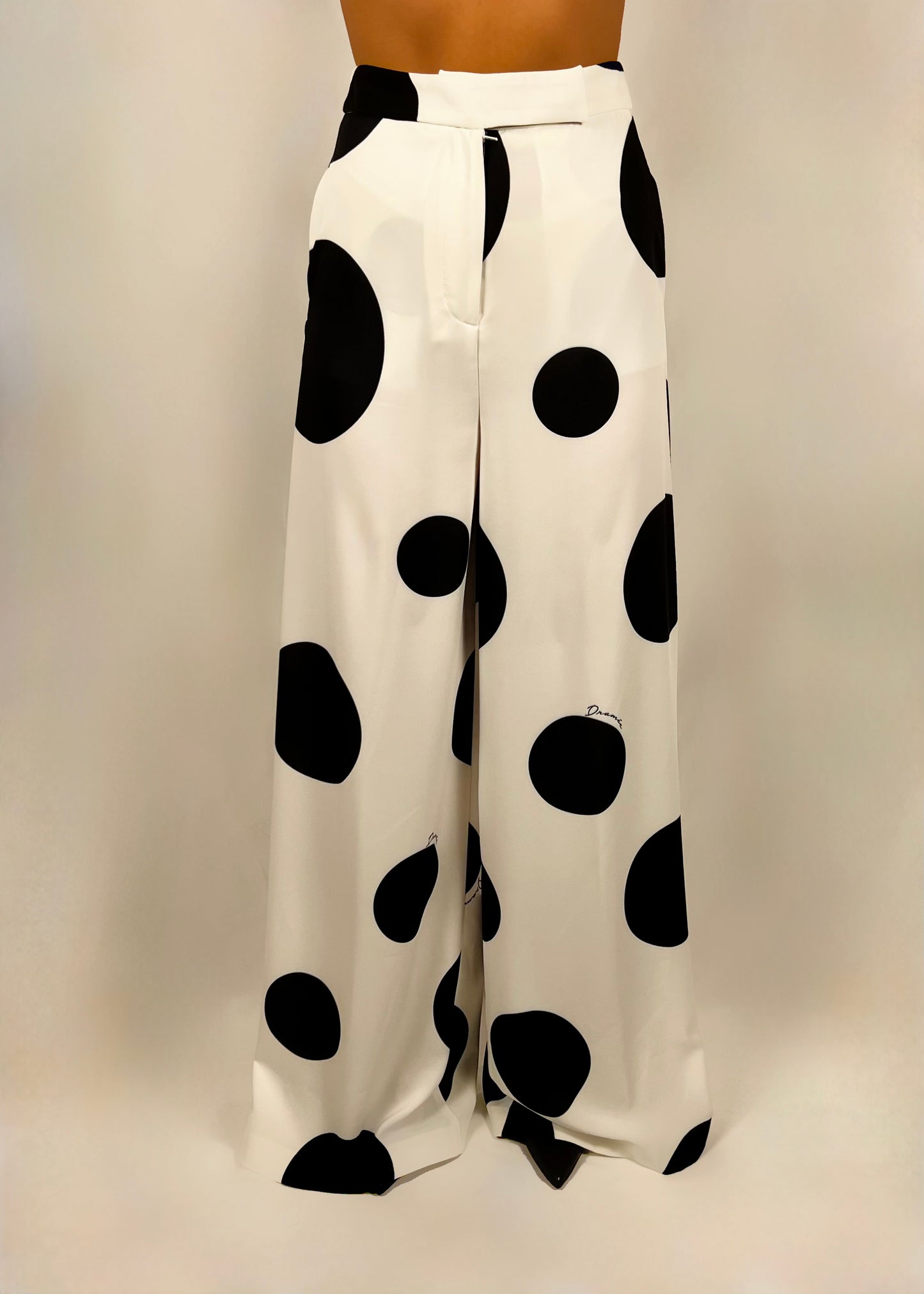 Pantaloni Drame con pois macro