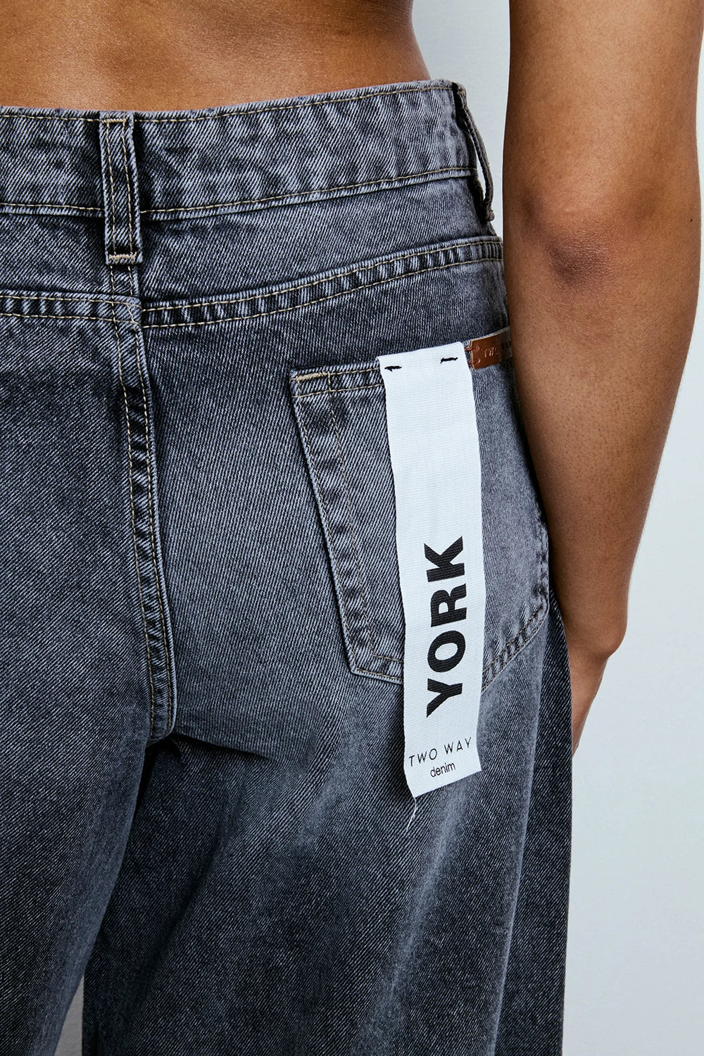 JEANS WIDE LEG BLACK DENIM