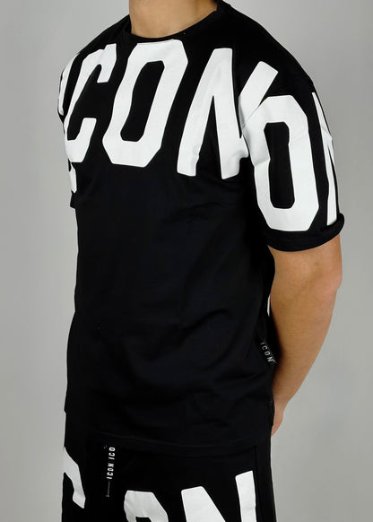 T-shirt nero con logo grande