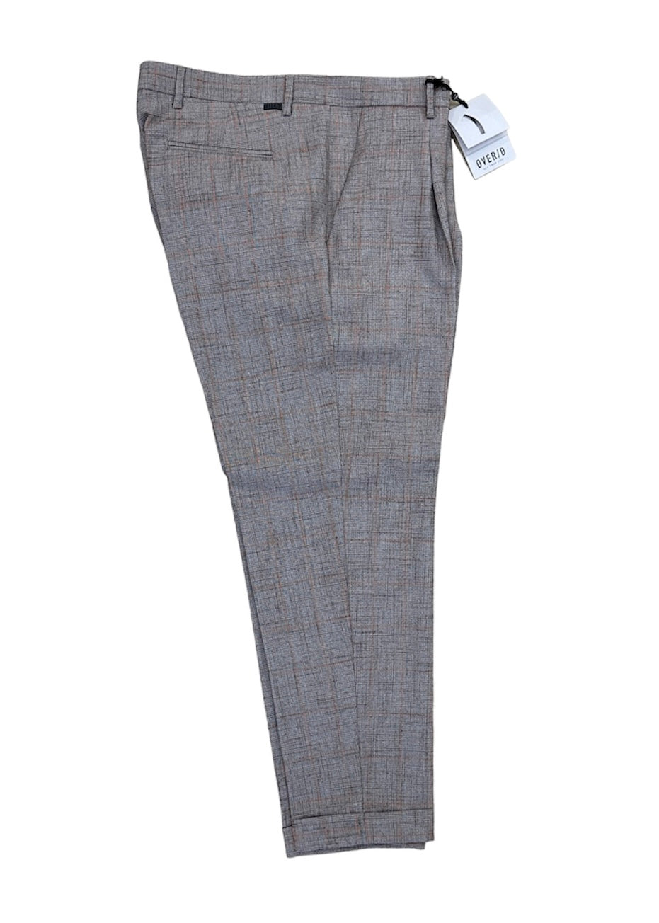 Pantalone con pince slim fit