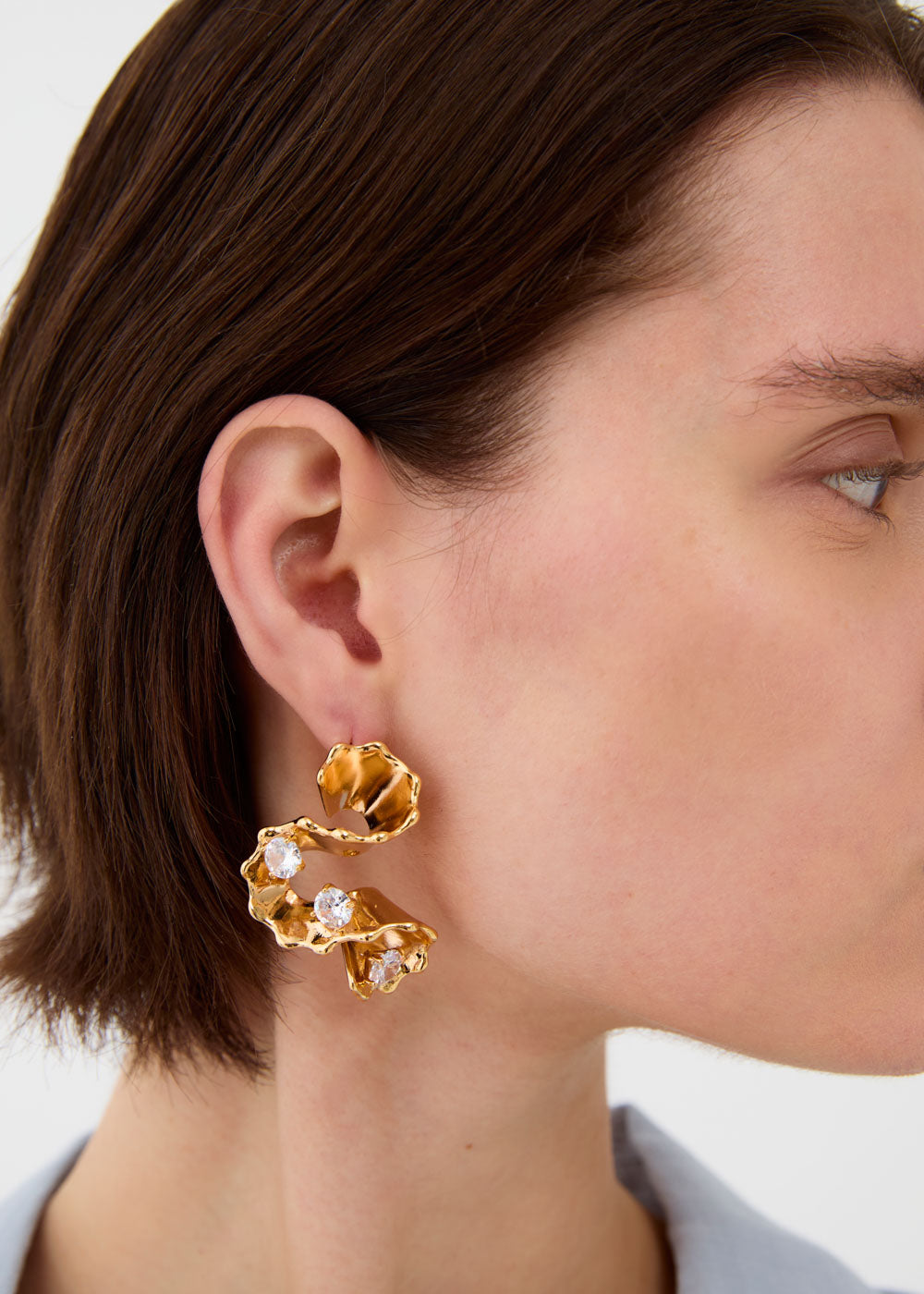 Orecchini natura over con pietre oro