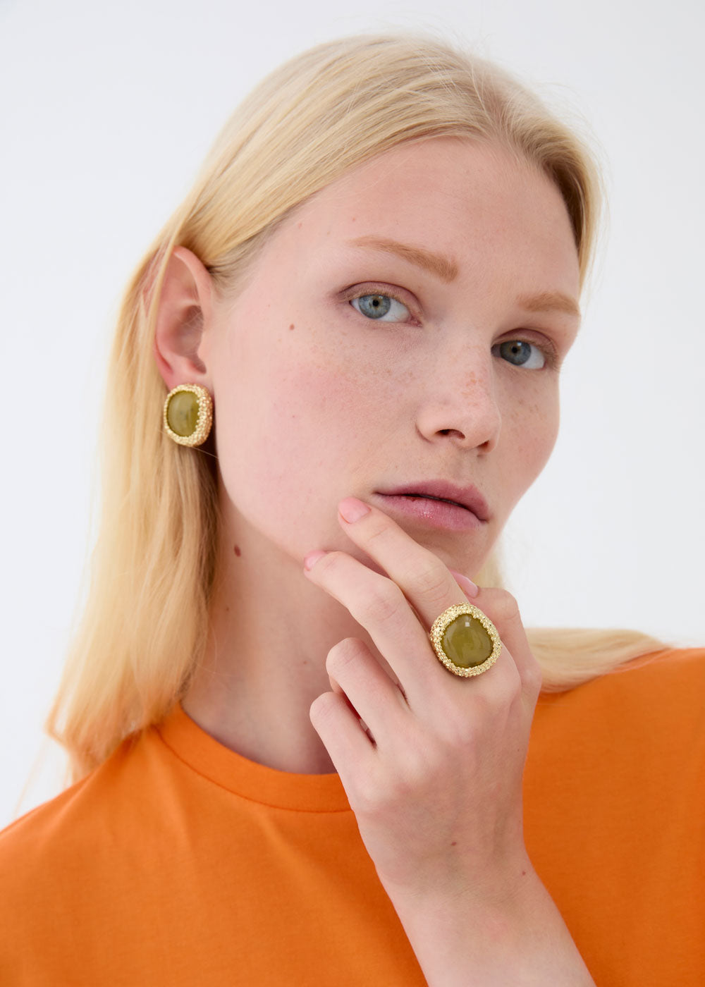 Anello antic big in resinaverde e oro