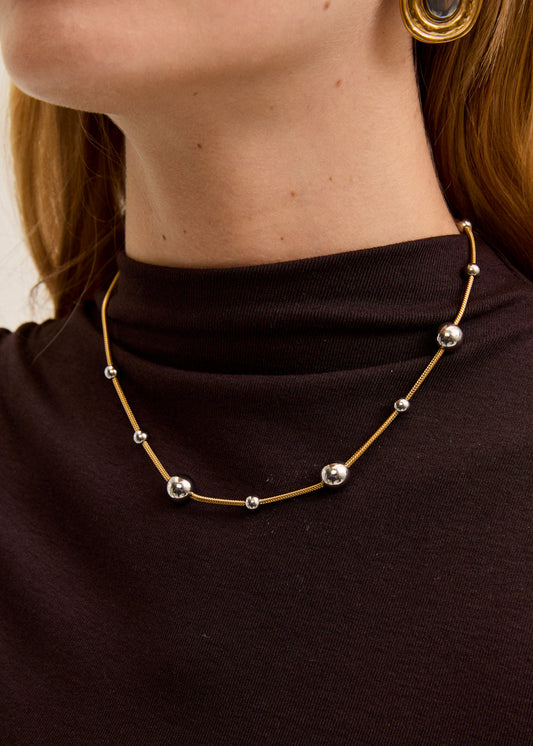 Collana corta sfere