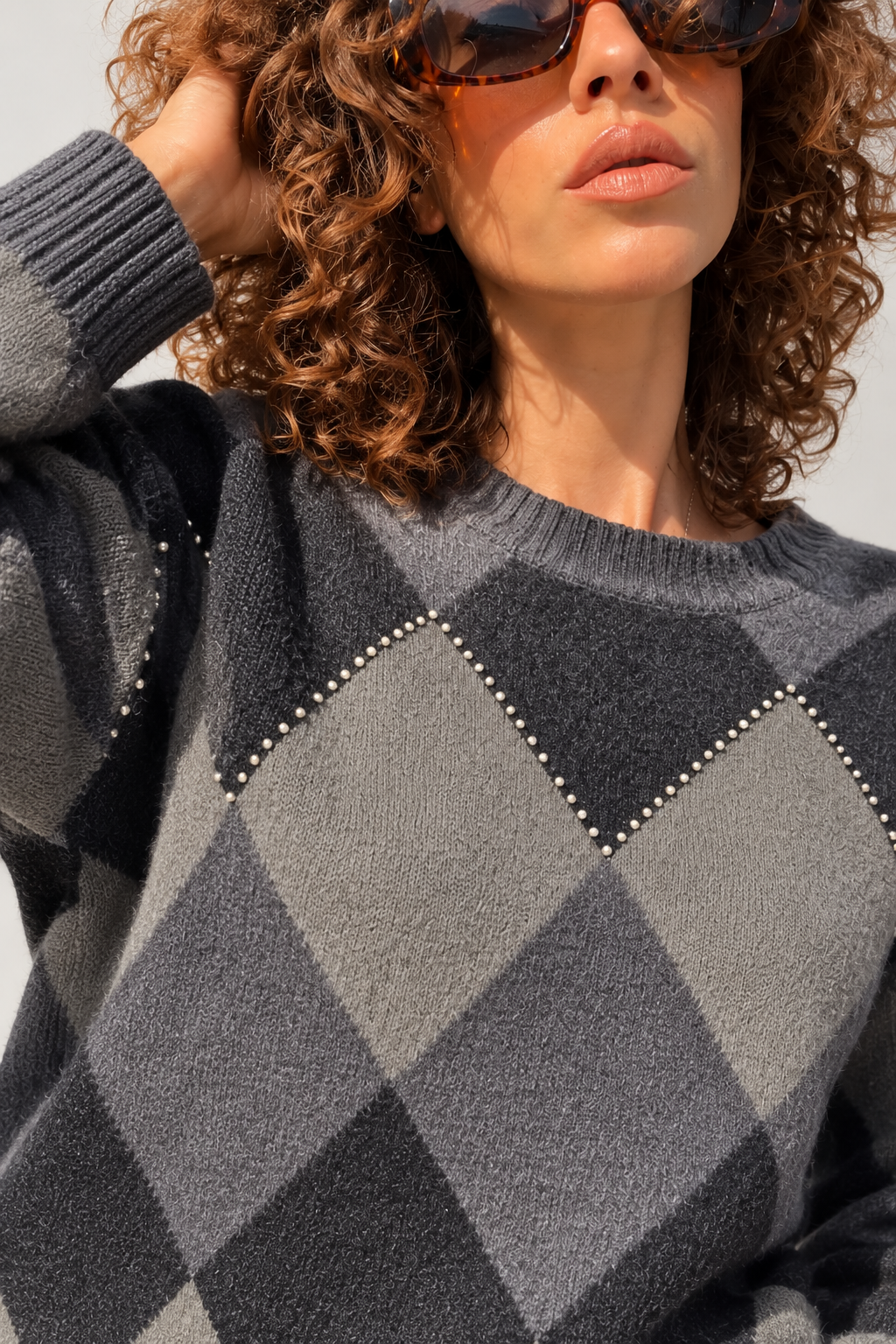 MAGLIA GIROCOLLO ROMBI CON STRASS