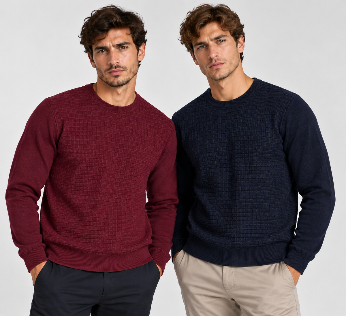 Pull girocollo con punti in contrasto