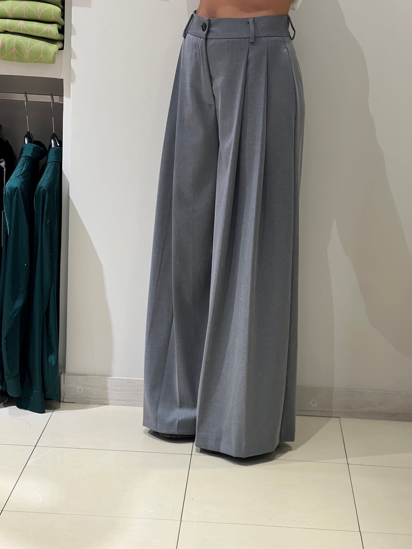 Pantalone grigio