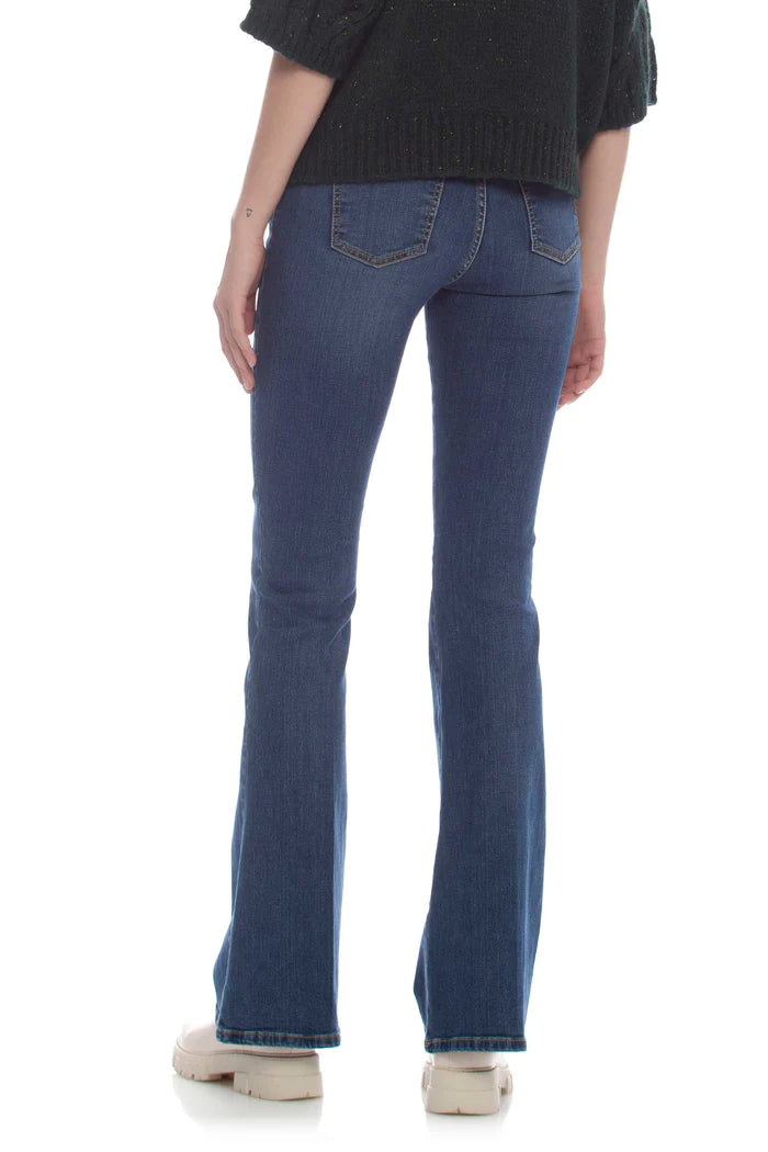 Jeans straight con taglio bootcut