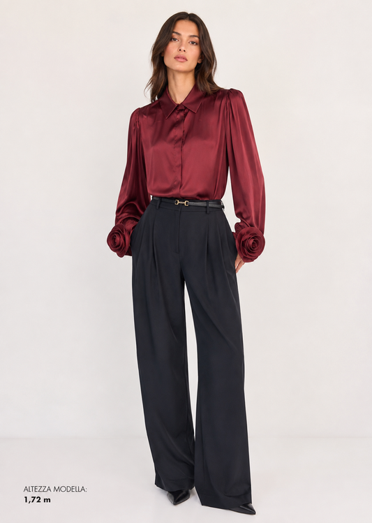 CAMICIA CON DETTAGLIO FIORE