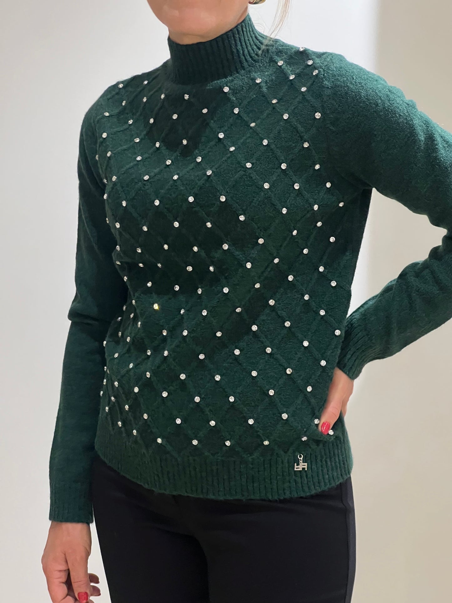 Maglia dolcevita con pietre