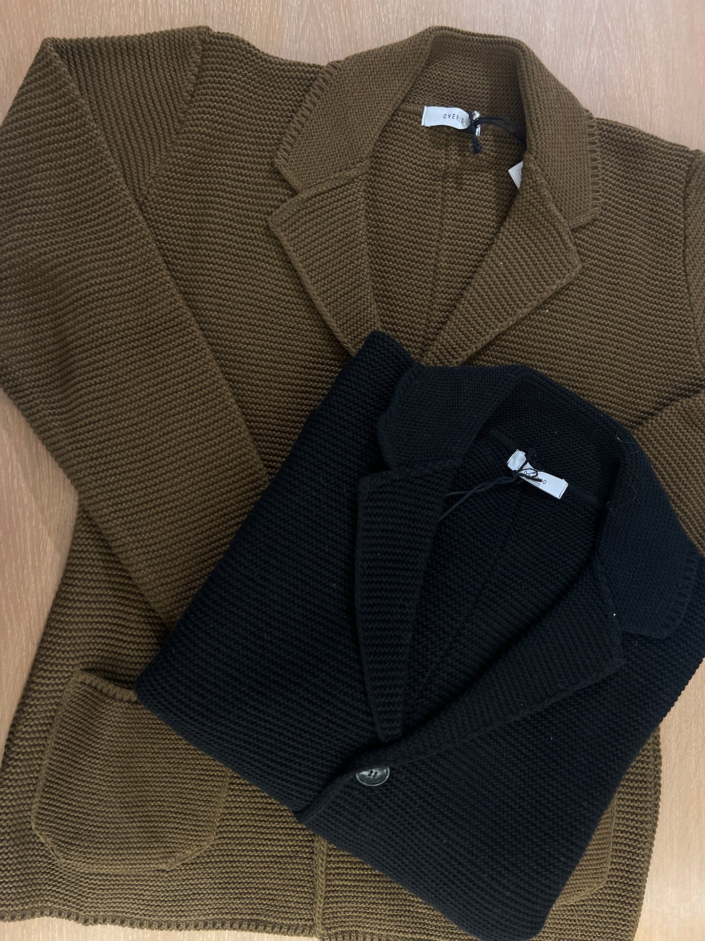 Cardigan  bottoni collo camicia