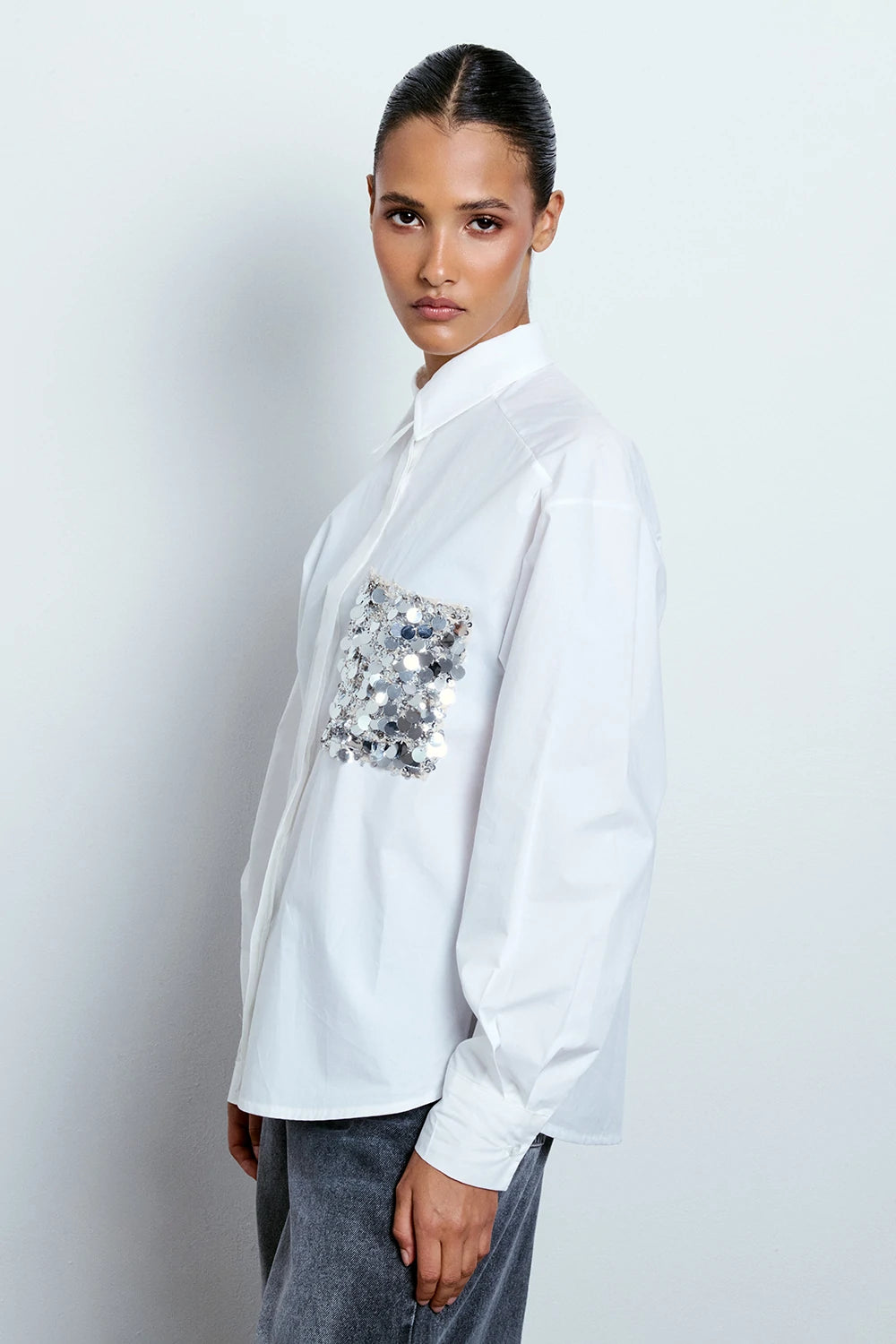 CAMICIA CON TASCA PAILLETTES BIANCO