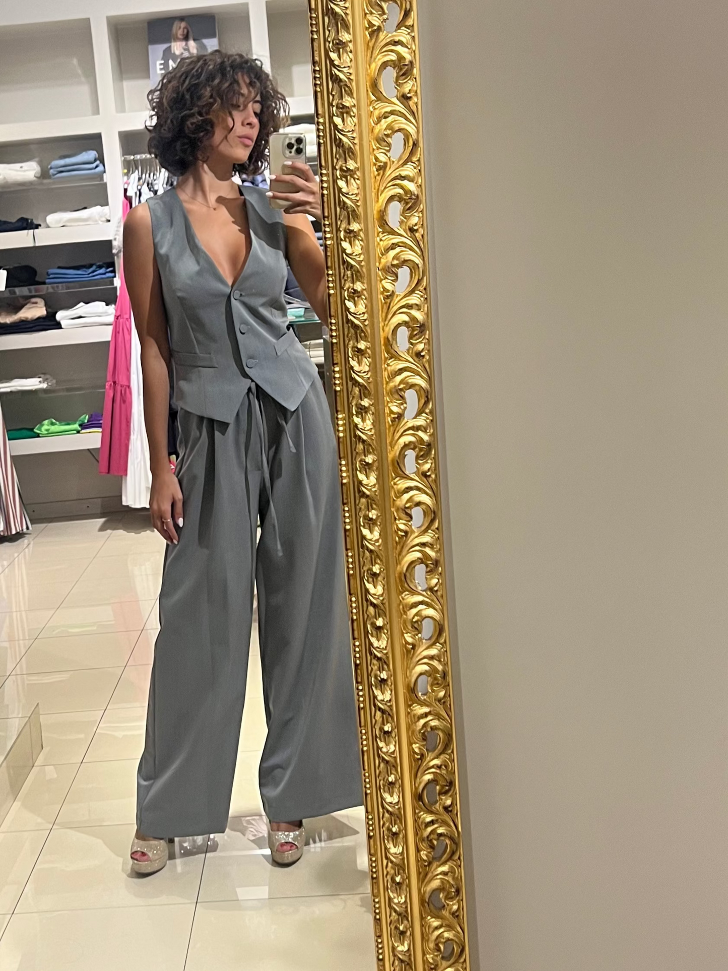 Gilet basic in grigio o nero