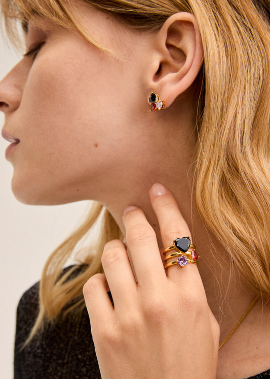 Anello tre pietre con cuore