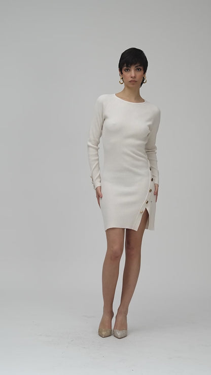Abito in maglia bottoni oro