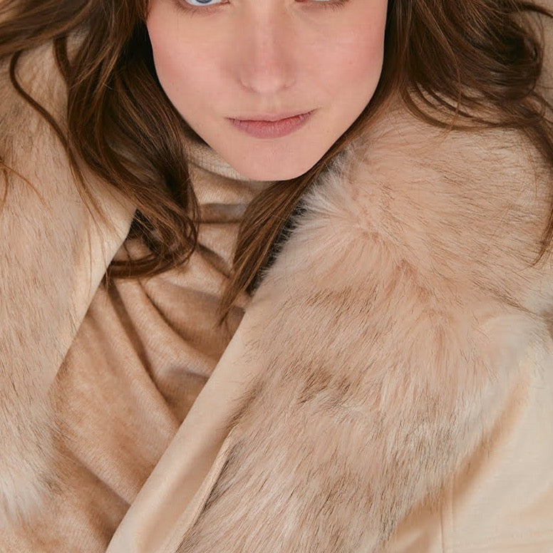 MOLLY BRACKEN JACKET WITH ZIP, COLLAR AND CUFF IN FAUX FUR